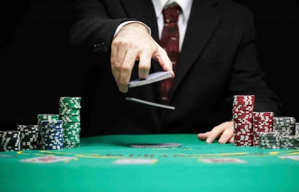 Tìm hiểu về luật chơi Poker cho người mới tham gia game online 3 Trò chơi Poker hấp dẫn nhất hiện nay